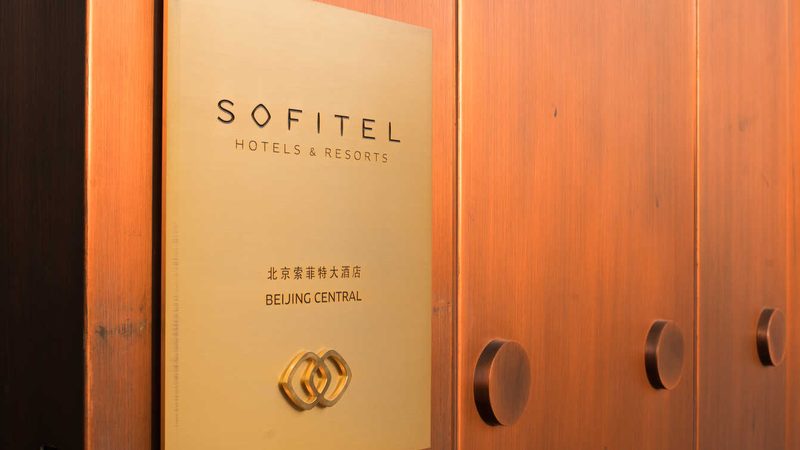 小型公司室内团建活动，如何打造高效互动体验？**